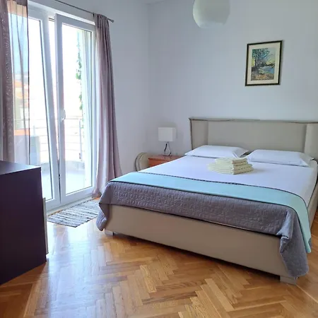 Keti - Yellow Vendégház Korčula