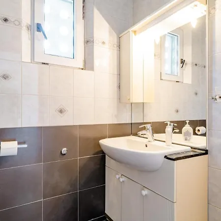 Keti - Yellow Πανσιόν